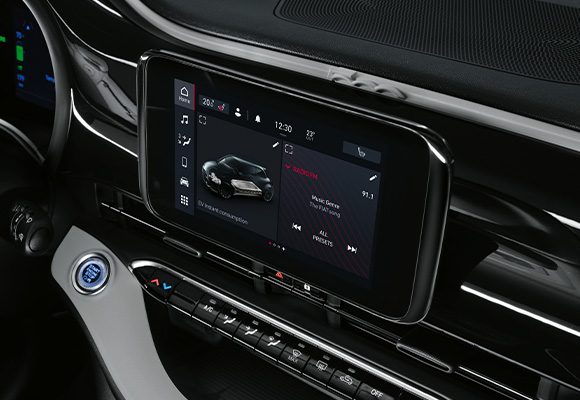 7’’ PEKSKÄRM MED DAB+ OCH CARPLAY