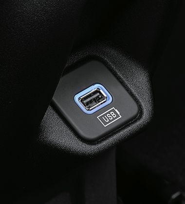 USB-UTTAG BAK