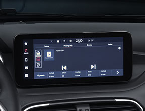 10” PEKSKÄRM MED TRÅDLÖS CARPLAY™